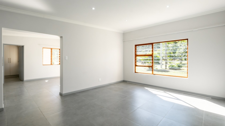 5 Bedroom Property for Sale in Sedgefield Central Western Cape
